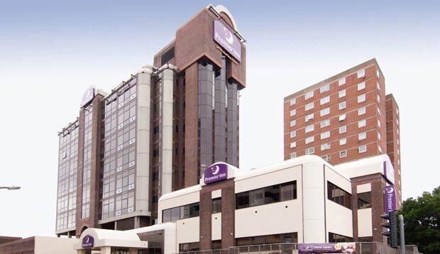 Premier Inn Sunbury - Kempton Park Exterior foto